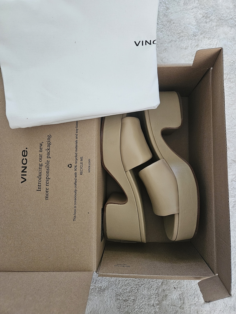 NWT Vince Beige Platform Sandals Size 8 Leather 70s Bohemian Business Casual - Picture 6 of 11